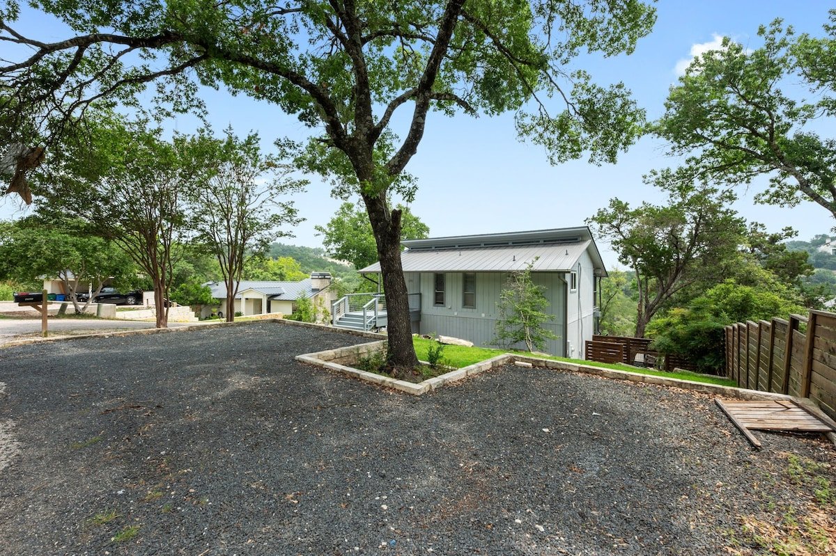 Canyon Oasis: Poolside Paradise | Spectacular View gallery image 5