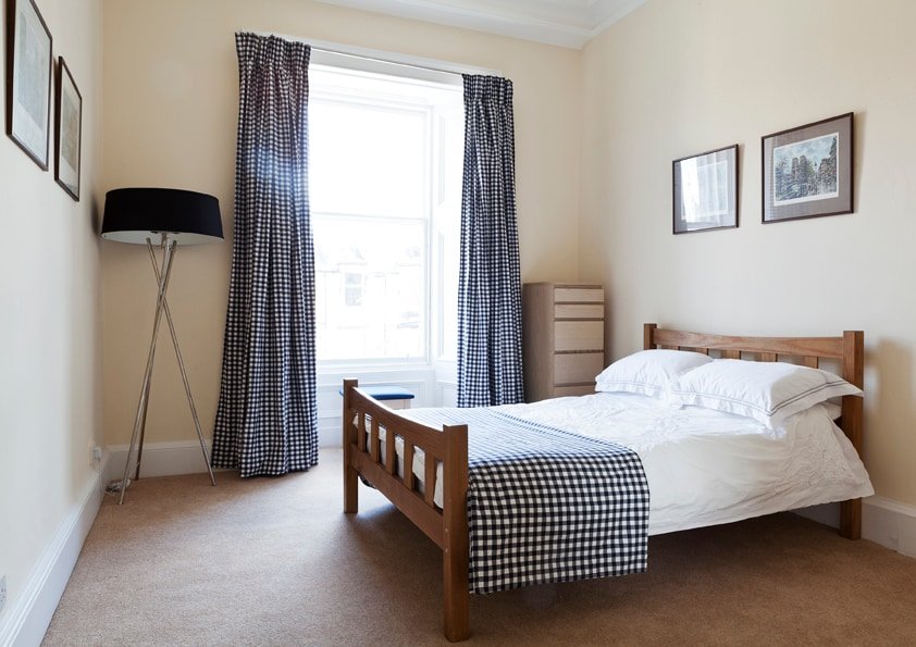 Fabulous 4 Bedroom Festival Meadows Flat gallery image 3