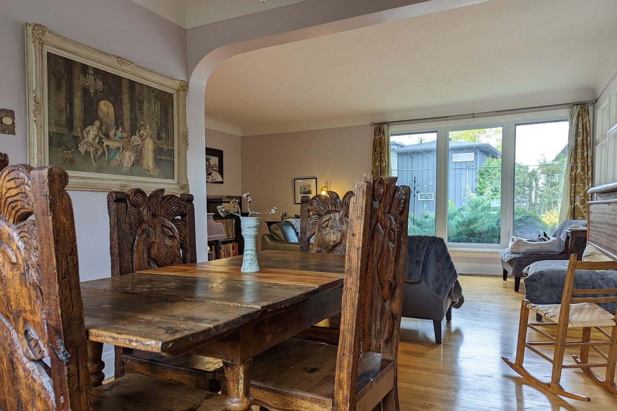 Westboro BeachHouse – Outdoor Jacuzzi, Netflix gallery image 4