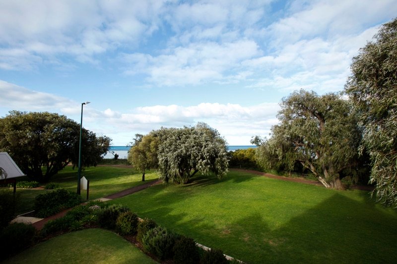 Beachfront Harmony Dunsborough gallery image 5