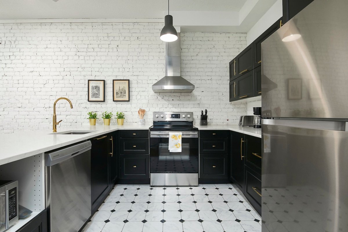 Dreamy Loft Plateau: Spacious 3BR full equipped gallery image 5