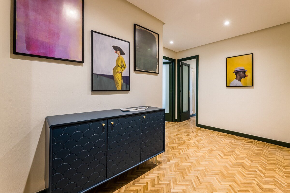 Zubieta Plaza: 1 min from La Concha Beach gallery image 3