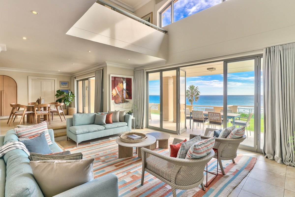 The coastal enclave, Bantry Bay