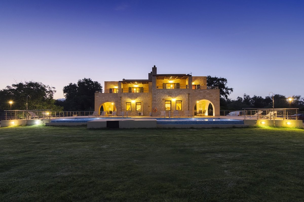 Kalives Orchard Villas gallery image 2