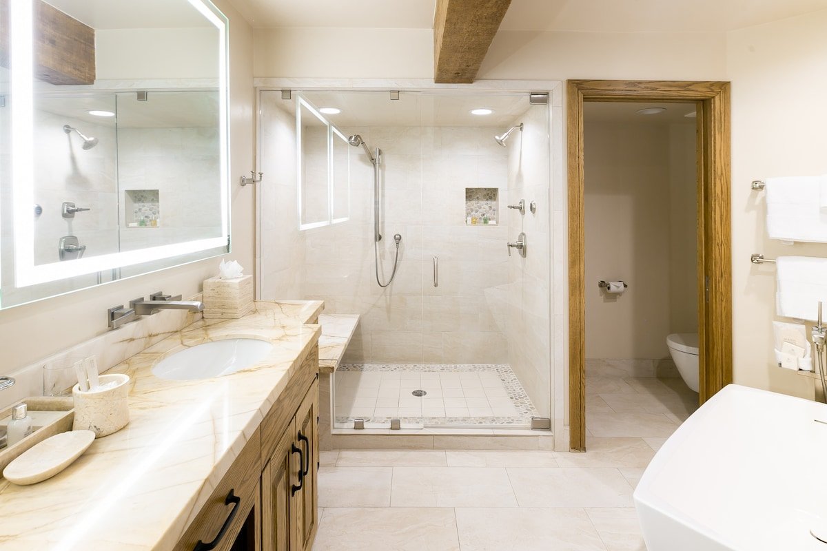 Stein Eriksen Two Bedroom Townhouse gallery image 3