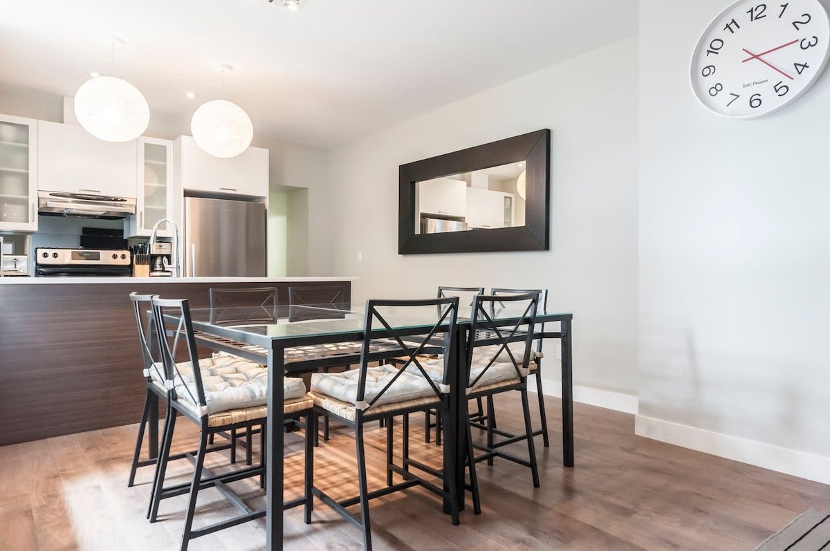 Le Lounge Spacious Apartment in Heart of the gallery image 5