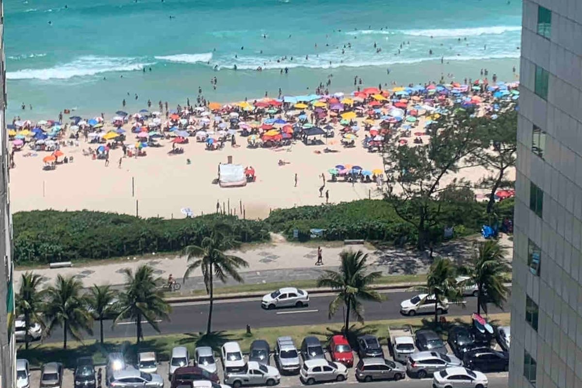 Cobertura moderna, com jacuzzi e vista para o mar gallery image 3