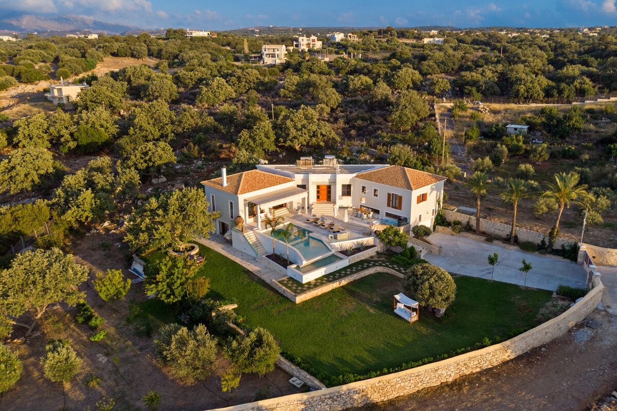 SeaView Family Haven in Green Bliss, Near Town gallery image 3