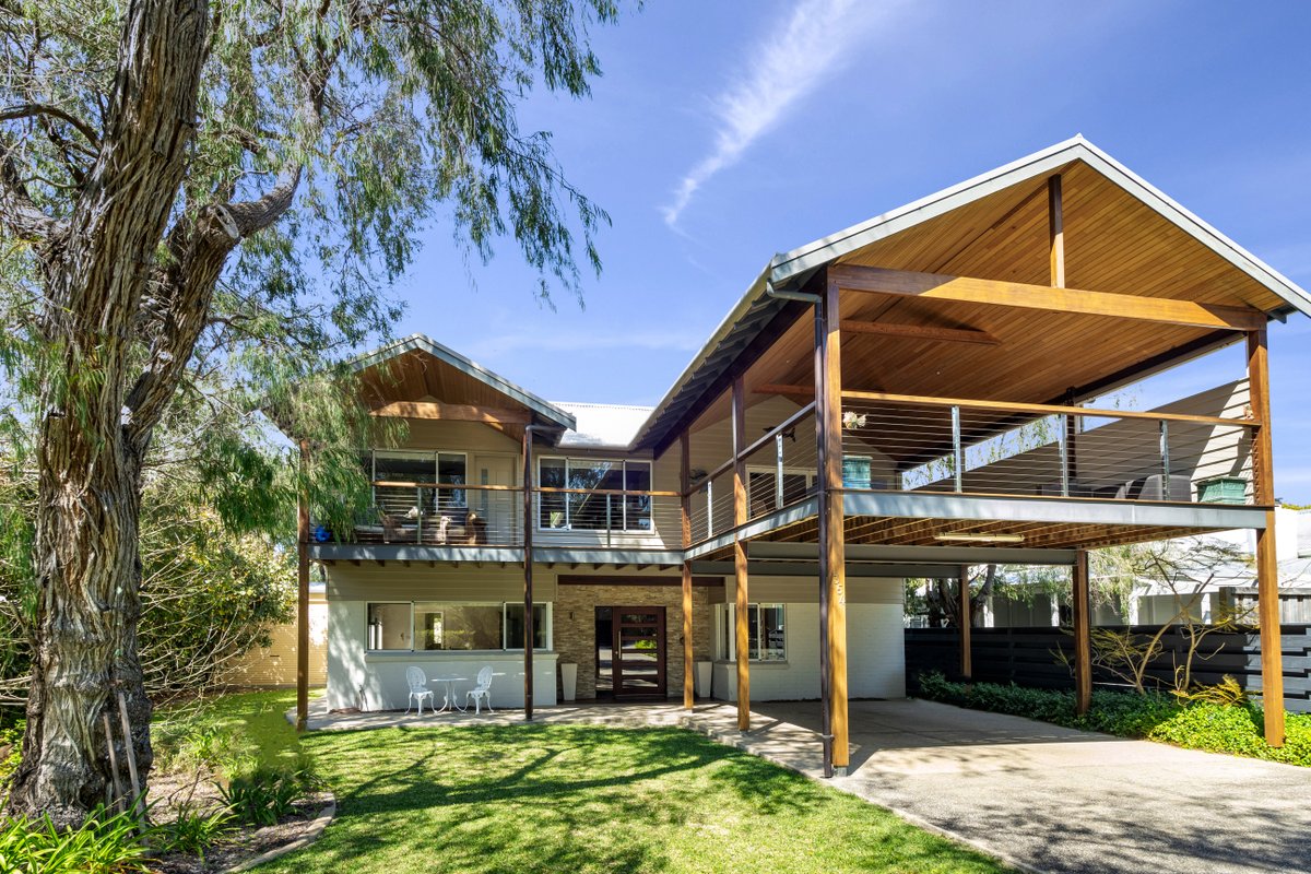 Sand Castle—Beach Bliss, Expansive Alfresco Living