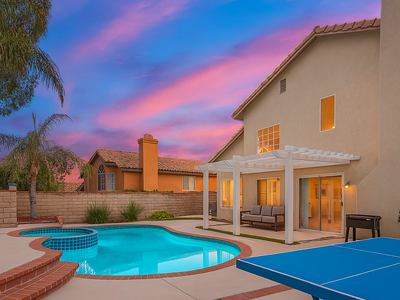 152 Valencia Area Gorgeous Home Pool-Spa-Games