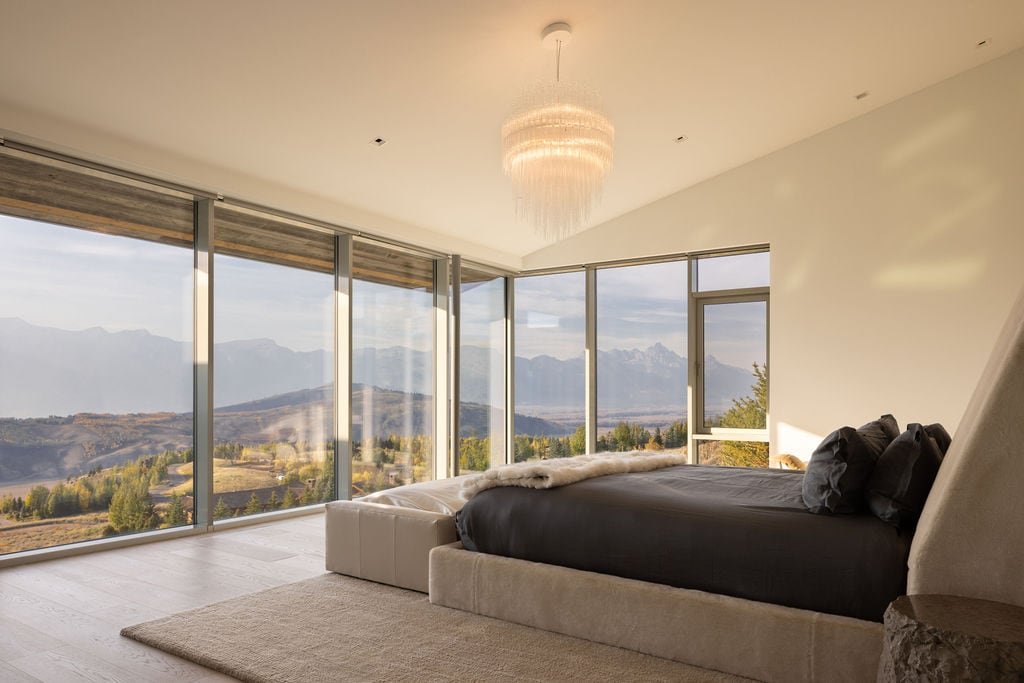 Enchanted modern glass manor gallery image 2