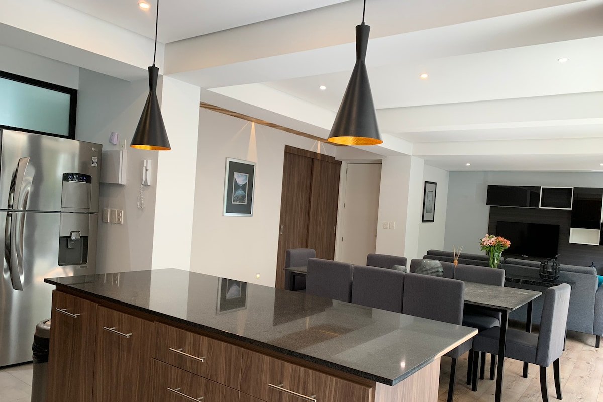 Luxury and Spacious 3BD apartment gallery image 3