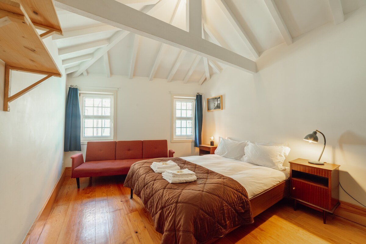 Historical Duplex with Terrace by Hosty gallery image 4