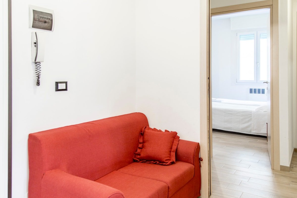 IN FIERA 8: elegant front fair gallery image 5