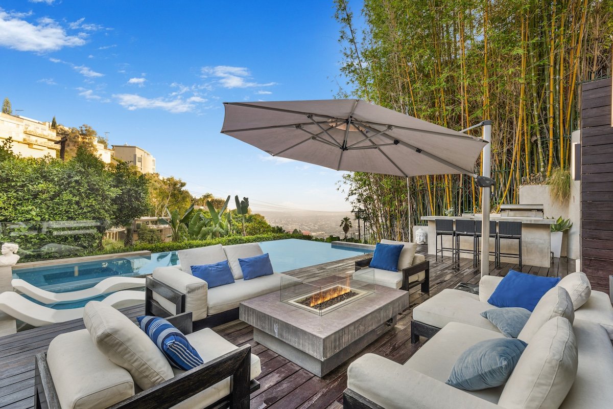 Unique Sunset Heights Dreamy Getaway gallery image 5