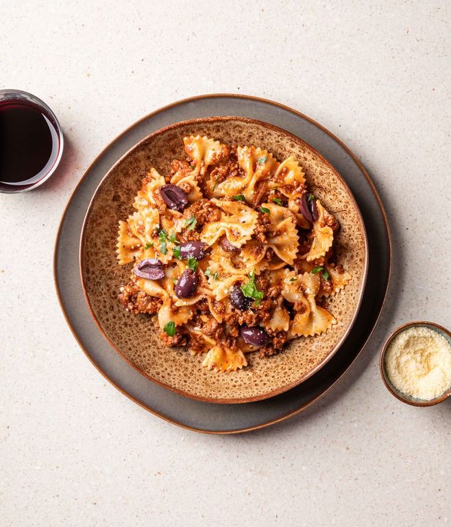 Photo of Spanish Beef & Farfalle Pasta