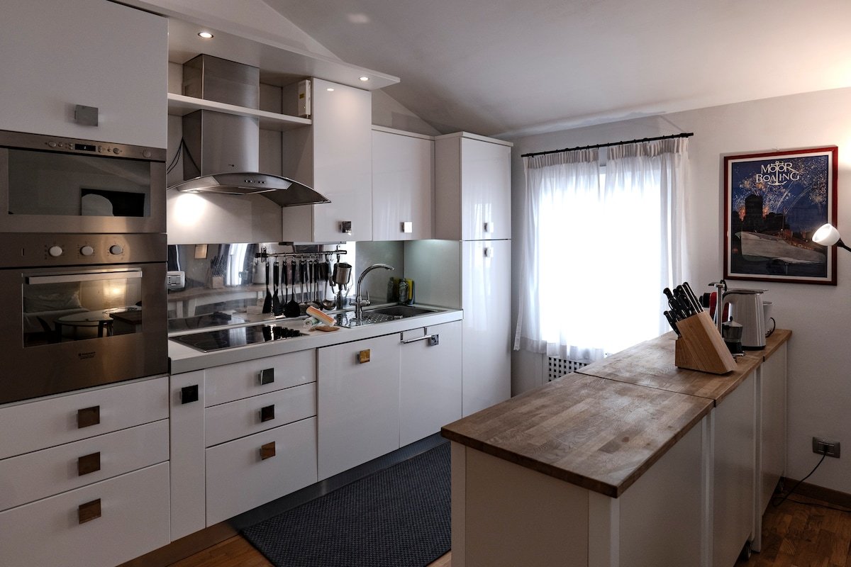 Elegant apartment in Trevi Fountain gallery image 5