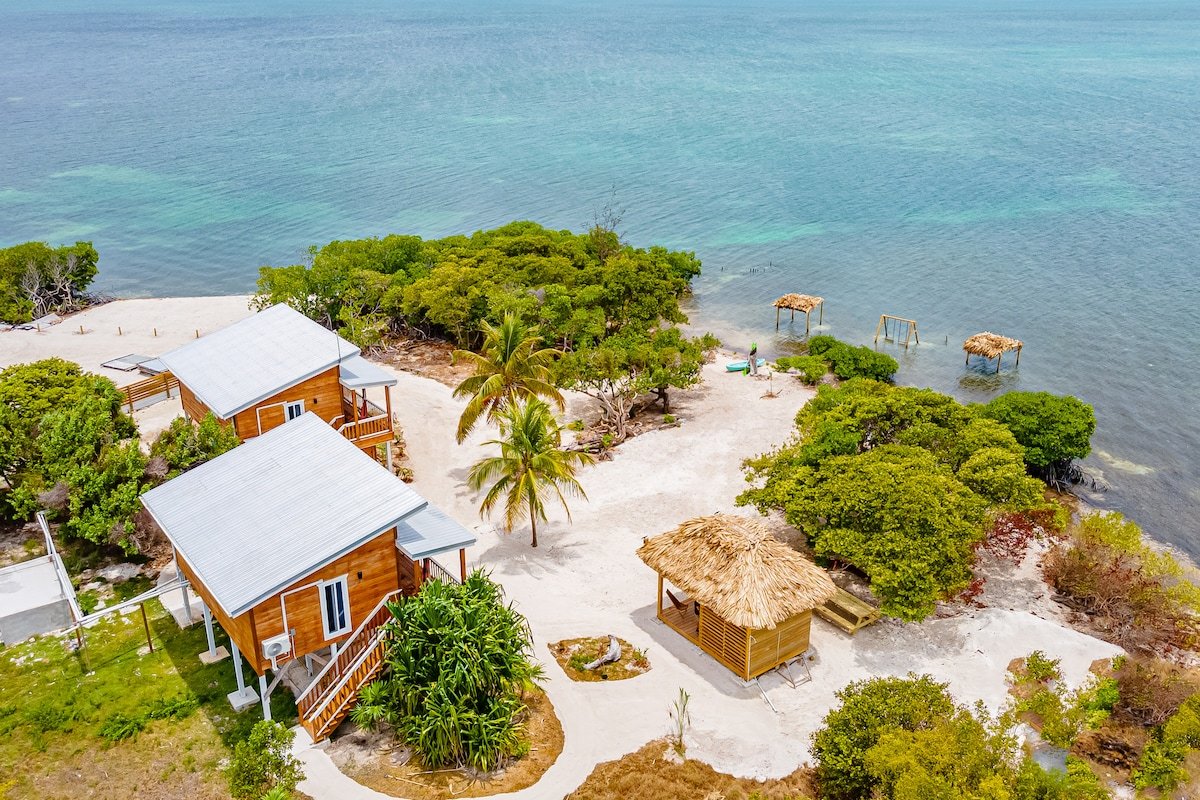 Driftwood Beach Front Cabanas with Wifi and kayaks gallery image 2