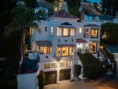 Classic 1920s Hollywood Glam Villa – Pool, Jacuzzi