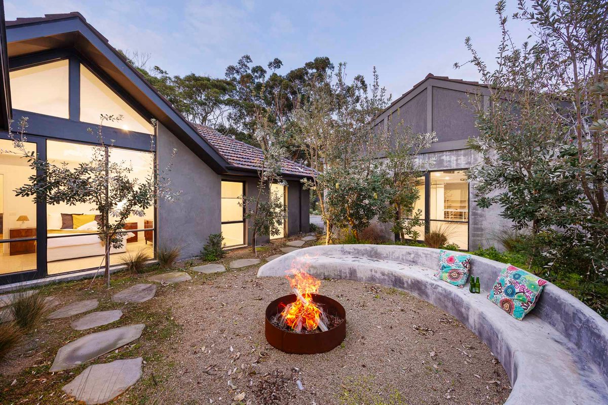 Galene Getaway Walk to Beach, Pool & Fire