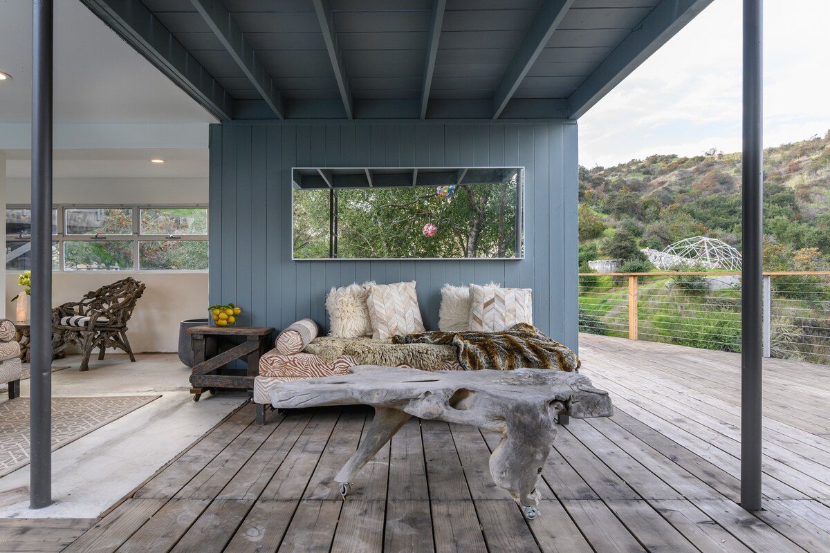 Pasadena Mid-Century Modern Treehouse gallery image 5