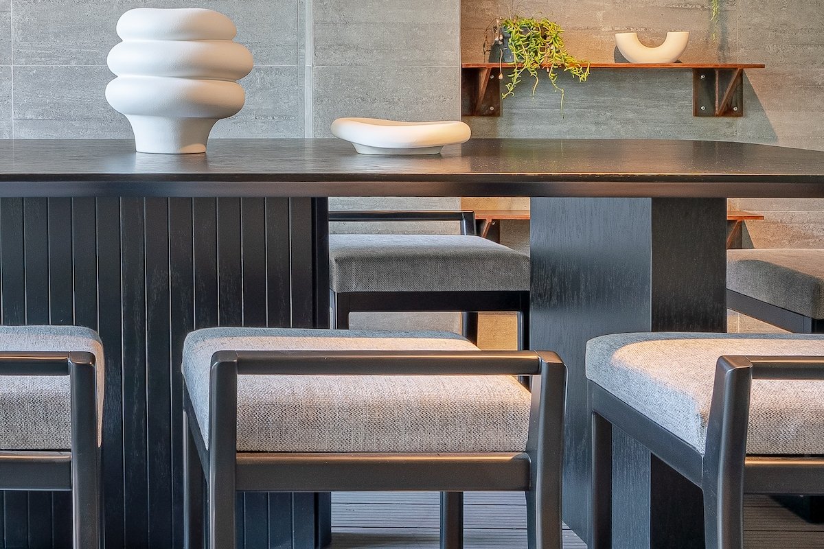 Minimal Zen PH | Iconic Terrace Steps from Masaryk gallery image 4