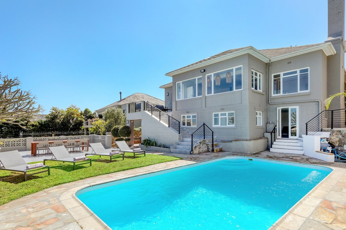 Splendido – Beautiful Villa with magnificent pool gallery image 5