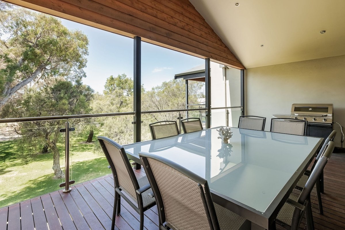 Garden View Beach House gallery image 4