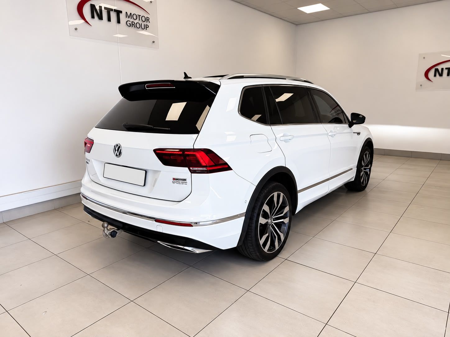 Used car gallery