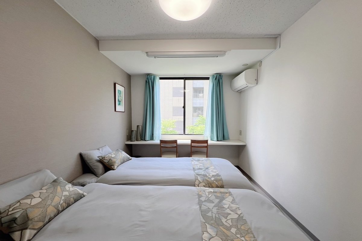 8〜16名推奨168㎡/8BR 2BATH/駅徒歩5分/電車で新宿7分、渋谷・六本木20分/2階貸切 gallery image 5