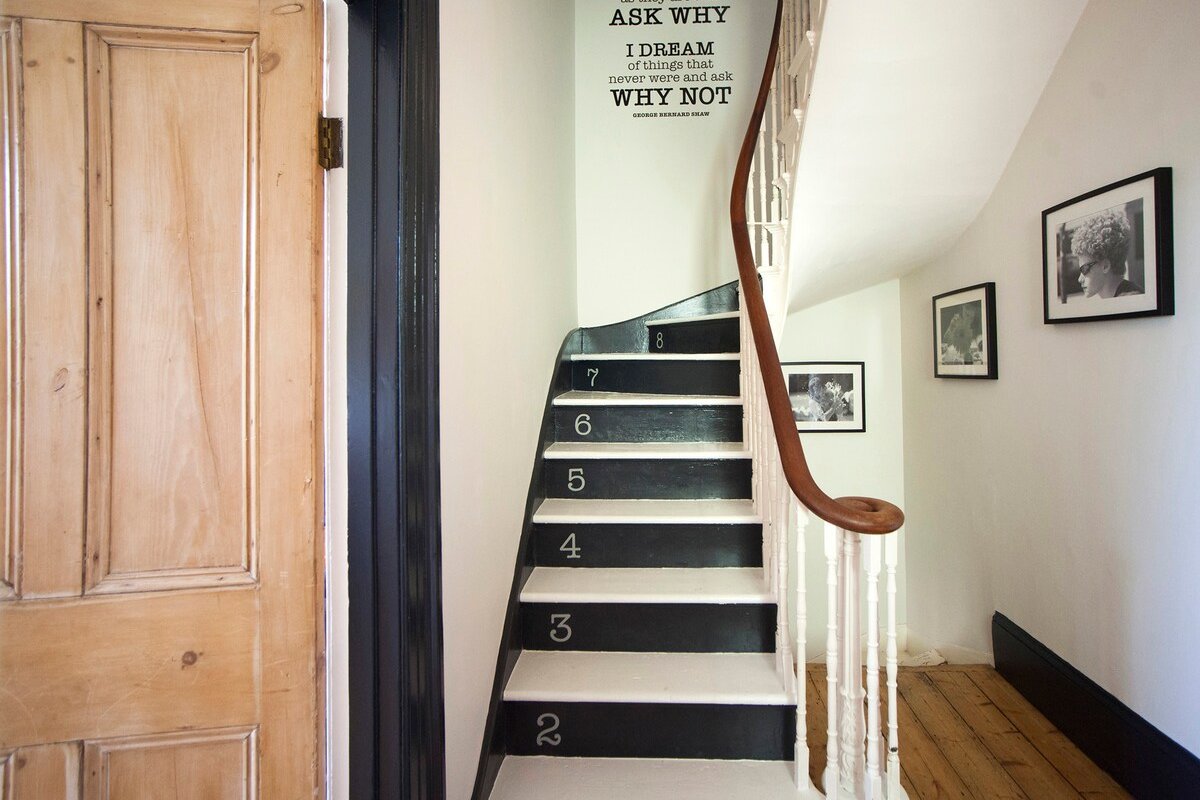 higgihaus 46 2-4 Bed Small Groups Hip gallery image 5