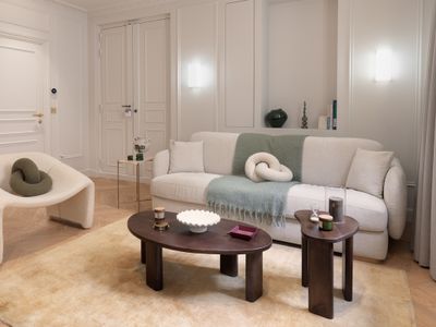 A Refined 1-BR with Services in Louvre