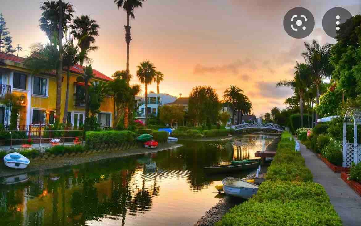 Canals, beach, marina vacation!