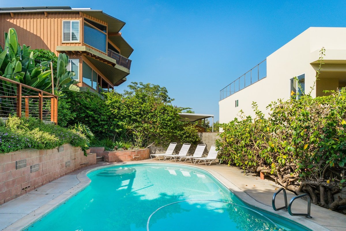 The Lightkeeper by Coastline Vacation Rentals gallery image 3