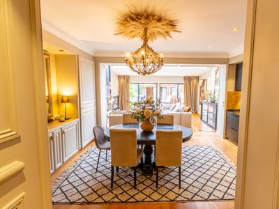 Appartement sur jardin piscine au jardin public