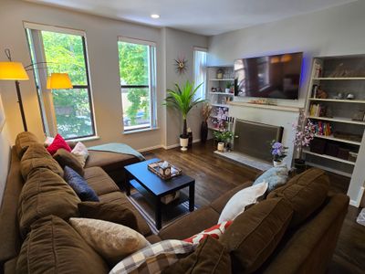 Charming Townhome 3bed/2bath & 2 outdoor terraces