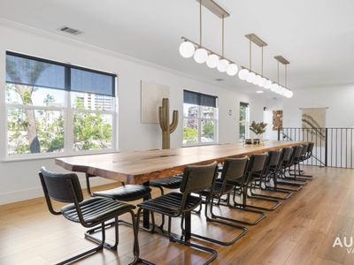 Capitol View DT w Elevator + Free Swim Club Access