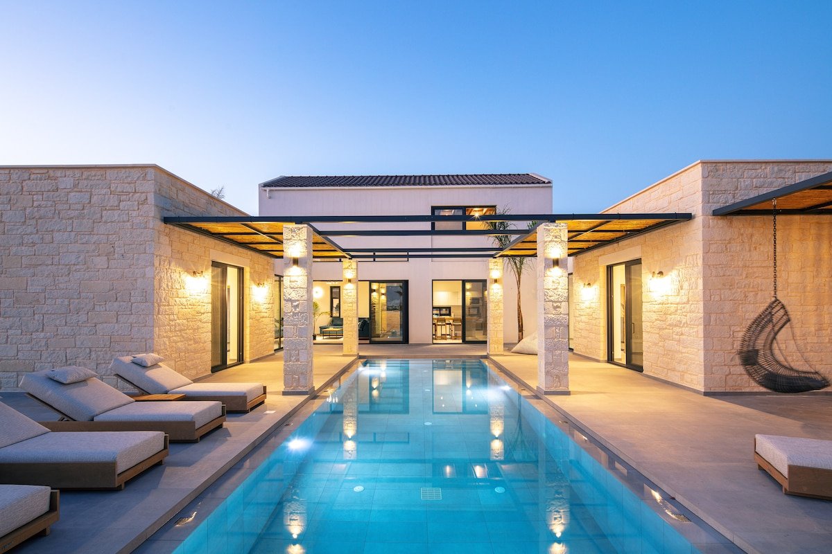 Ikritis Villa IΙI – 1,2Km to beach, 40m2 pool! gallery image 2