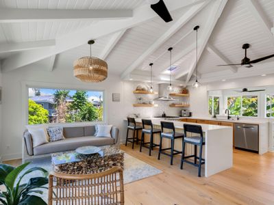 Private Hot tub & Steps from Hanalei Bay