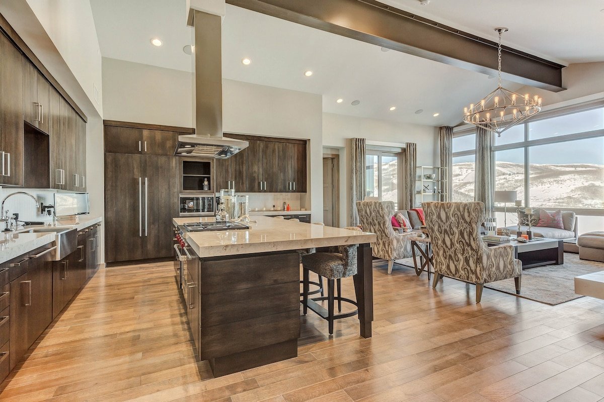 Stein Eriksen Residences Two Bedroom Penthouse gallery image 2