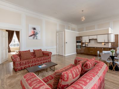 York Place City Centre 2 bedroom Apartment