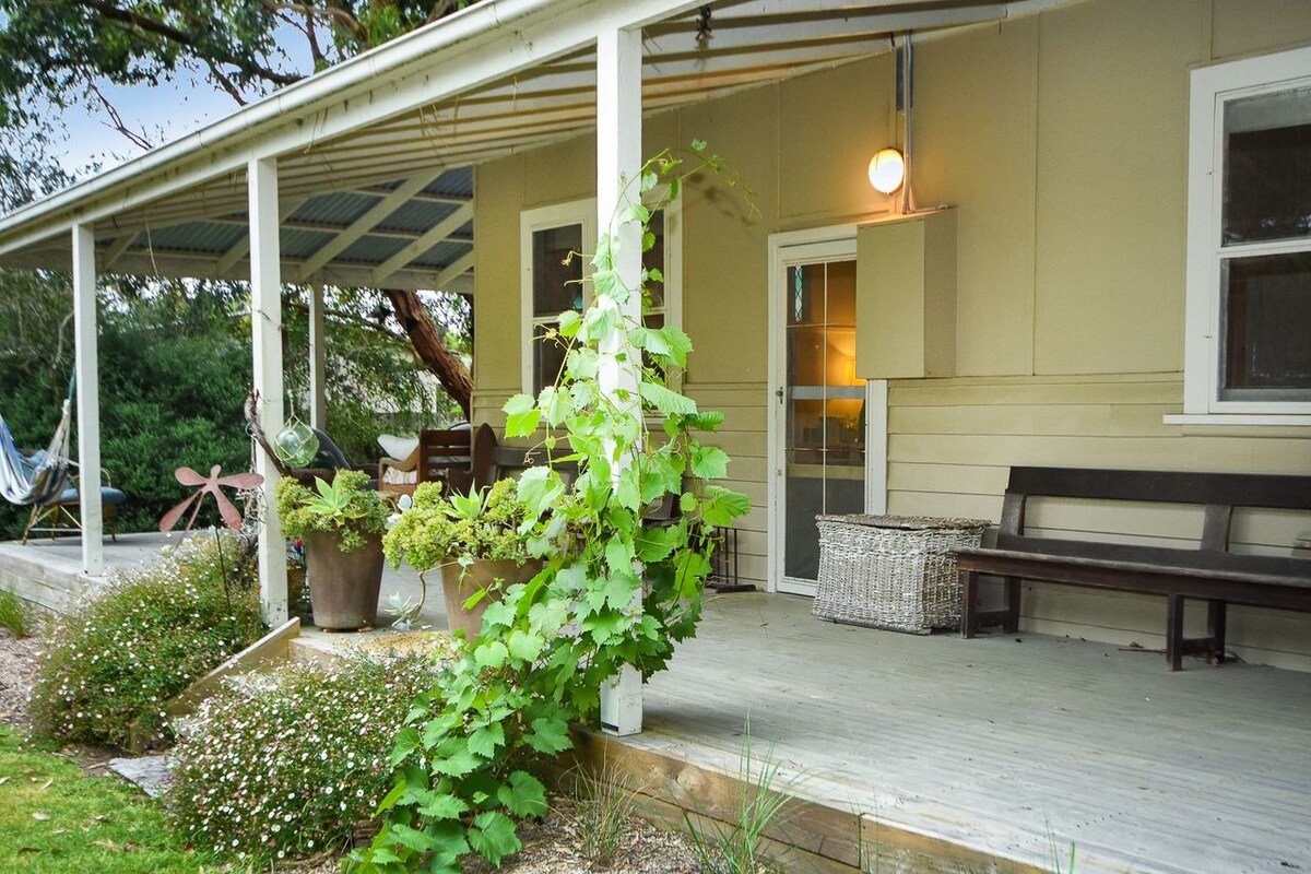 Kia-Ora Cottage gallery image 5