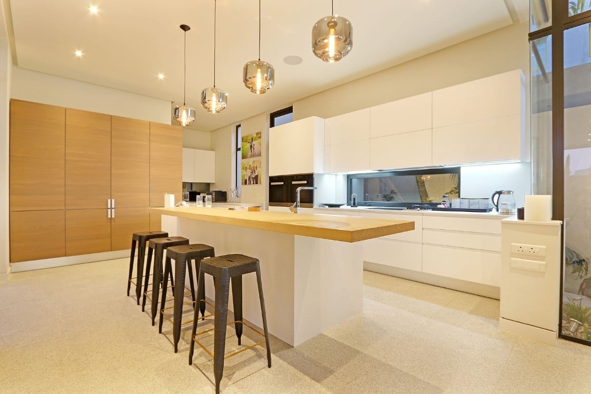 Orcha Villa, Bantry Bay gallery image 2