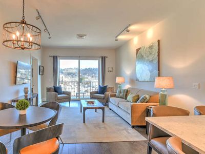 Three Bed Three Bath Central Downtown Condo