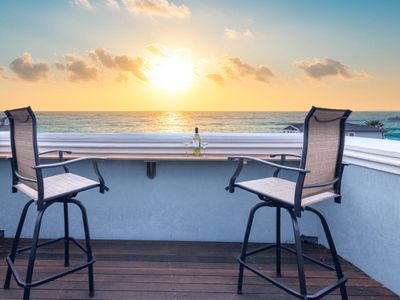 Miramar Escape! OceanView, RoofDeck & Steps2Beach