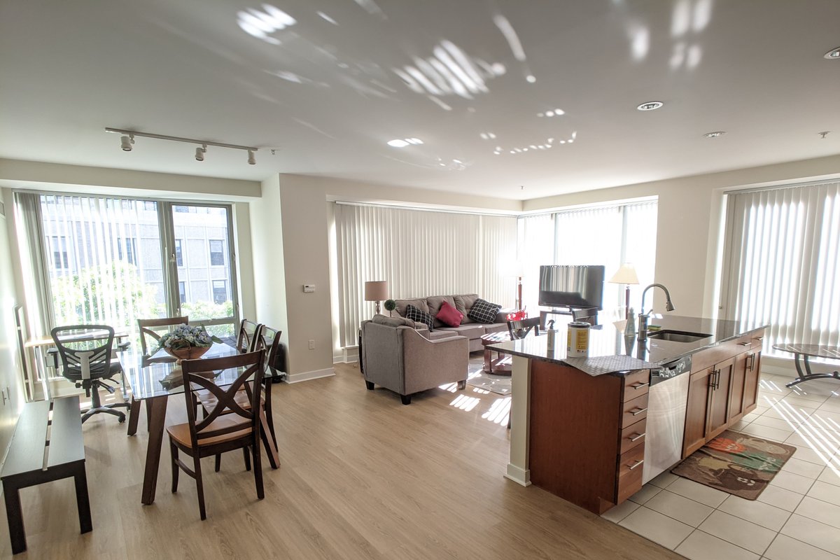 Lrge 2 Bed/Bath by MGH | Modern Bldg | Safe Area