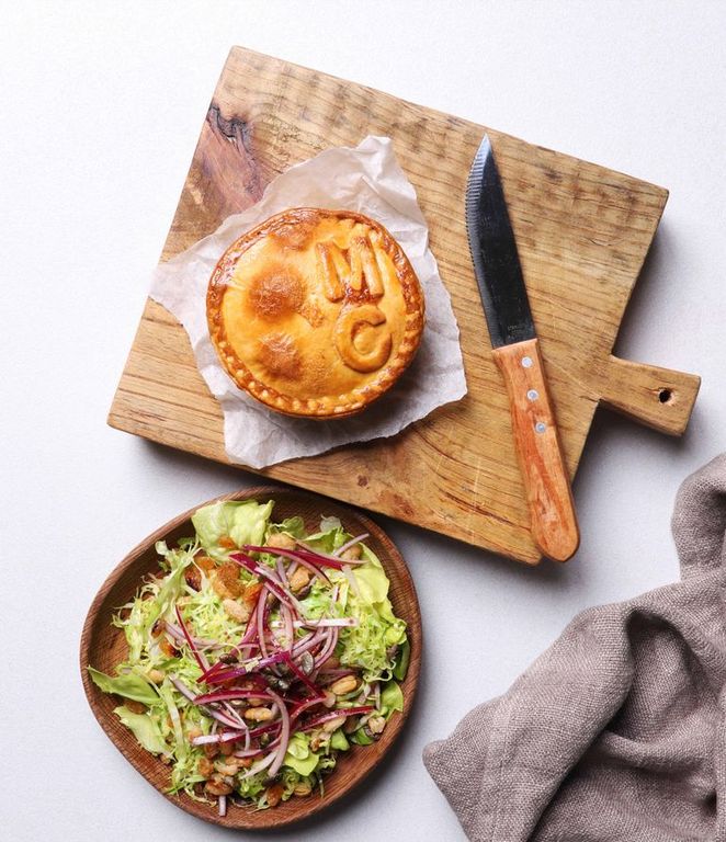 Photo of HOMESTYLE BOBOTIE PIE