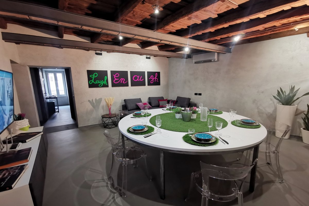 Apartment Coliseum 97.4