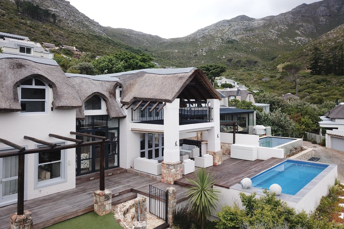 Cape Town – Boutique Villa in Security Estate gallery image 2