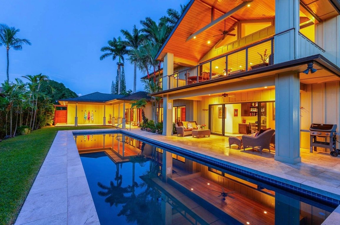 Hale Mikana – Beautiful home w/ Ocean Views & Pool gallery image 5